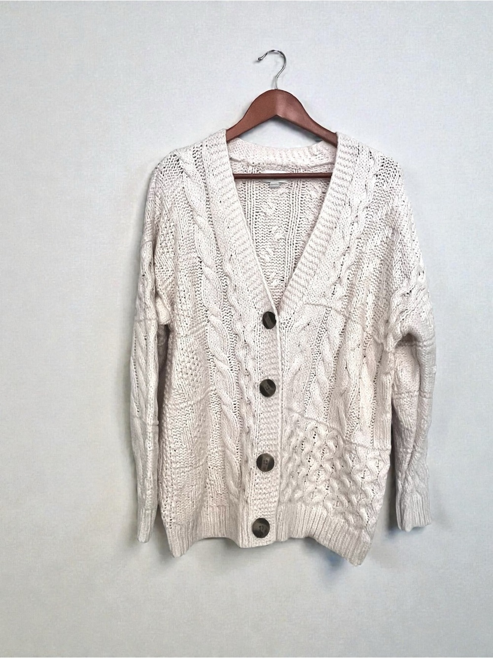 Aerie Oversized Chunky Cable Knit Button-Front Cardigan Sweater Cream size S